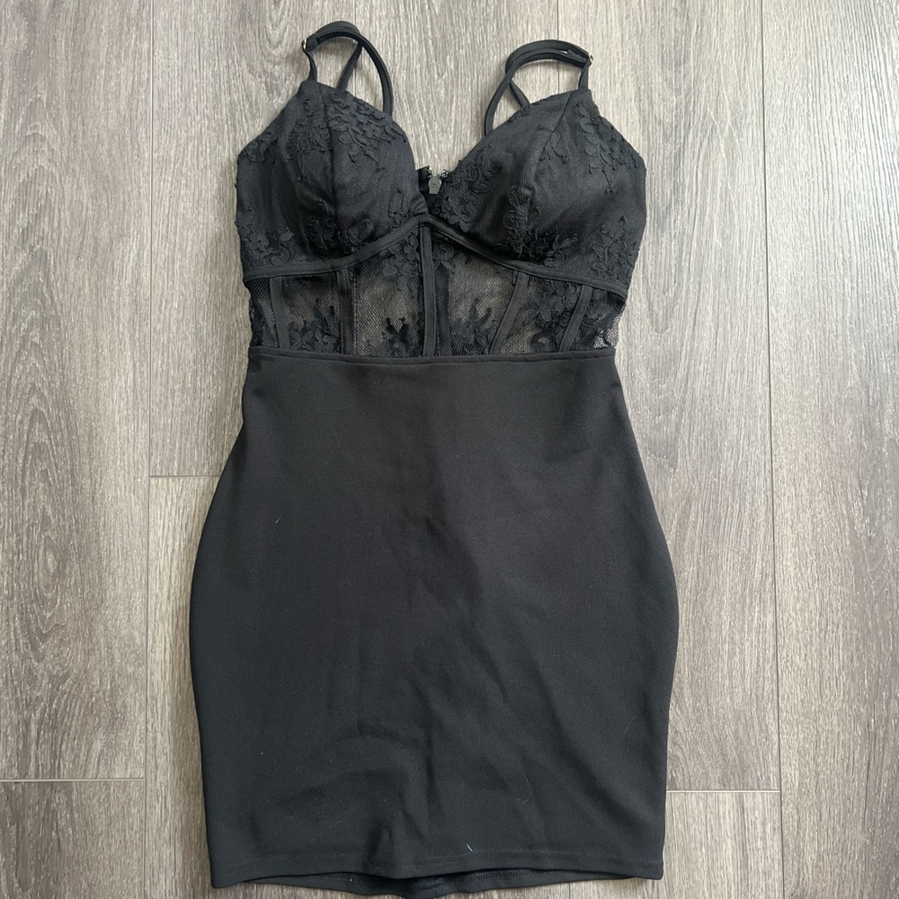 NWOT Sexy Fashion Nova Black lace mini bodycon dress M